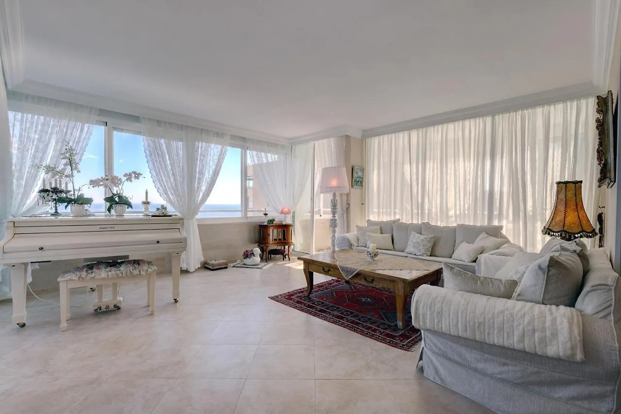 Malaga Paradise Home 托雷莫利诺斯 0*,