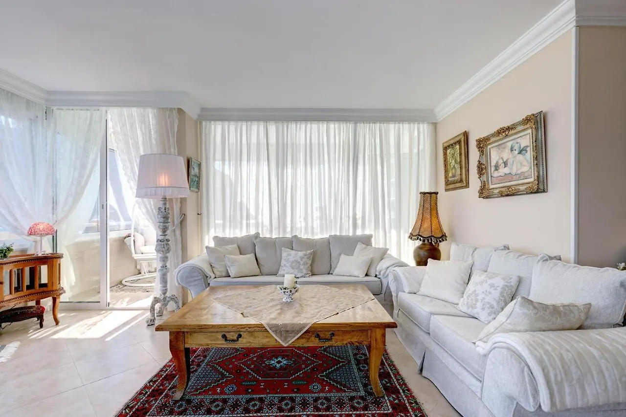 Malaga Paradise Home 托雷莫利诺斯